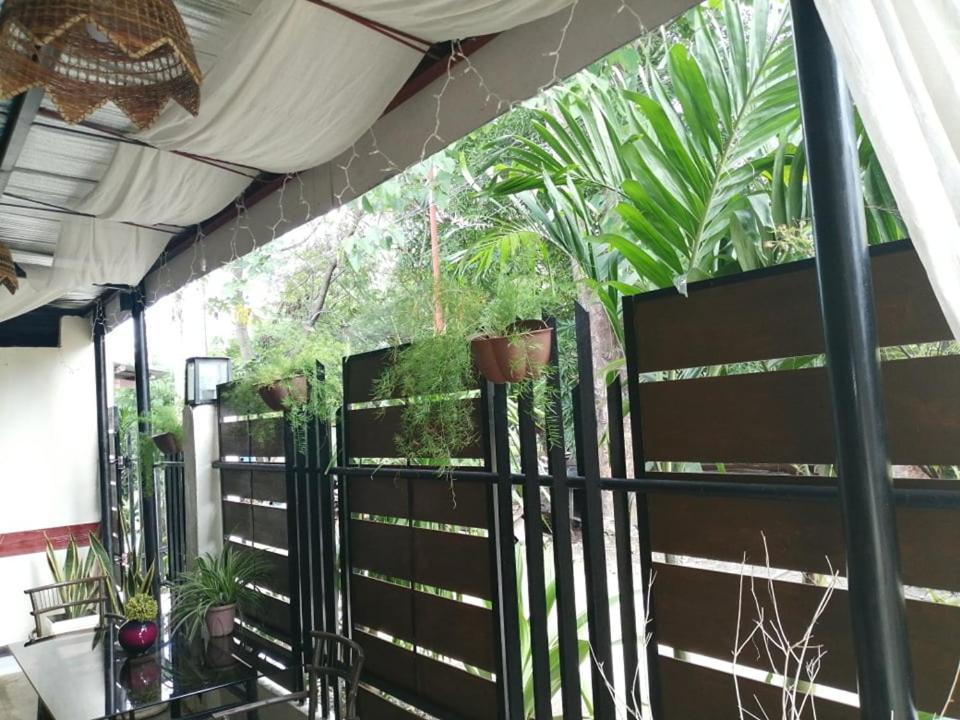 Cozy Inn Mactan Lapu-Lapu City Esterno foto